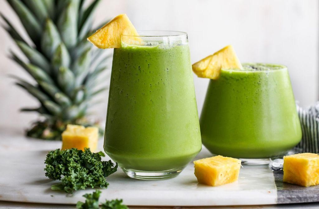 Aloe Vera Pineapple Smoothie