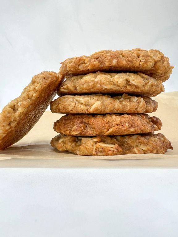 Anzac Biscuits with a Chewy Center