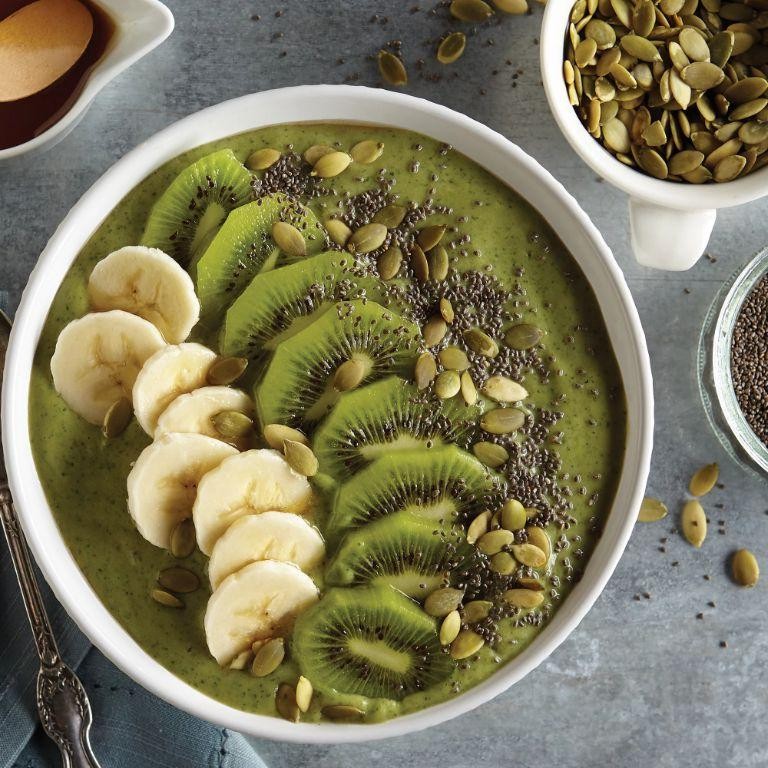 Avocado and Kale Detox Smoothie
