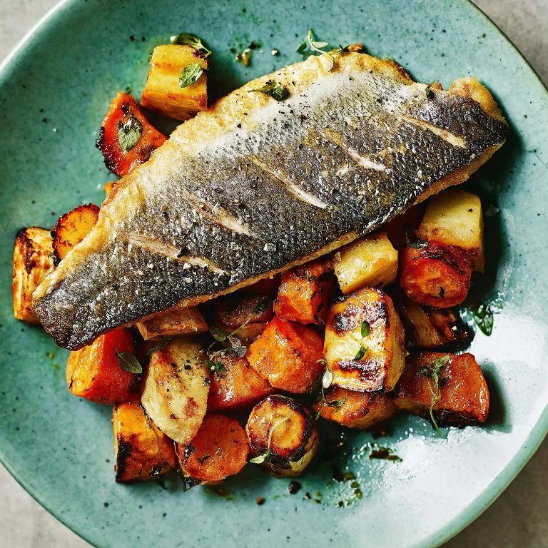 Baked Sea Bass with Lemon and Thyme