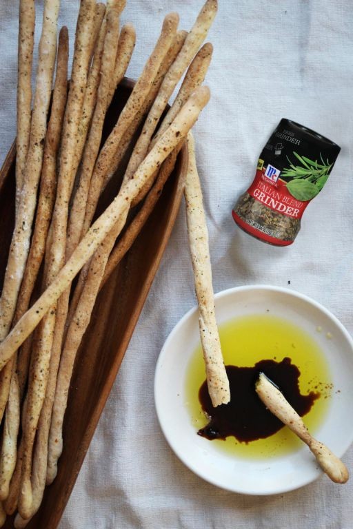 18 Crispy Breadstick Recipes Irresistibly Delicious