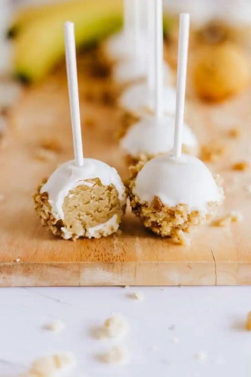 Banana Bread Cake Pops