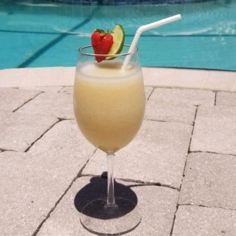 Banana Daiquiri Rum Bucket