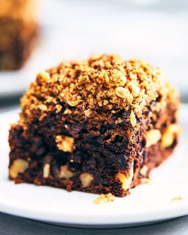 Banana Spice Cake with Walnut Streusel