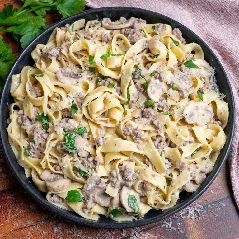 Beef Cube Pasta in Creamy Alfredo Sauce