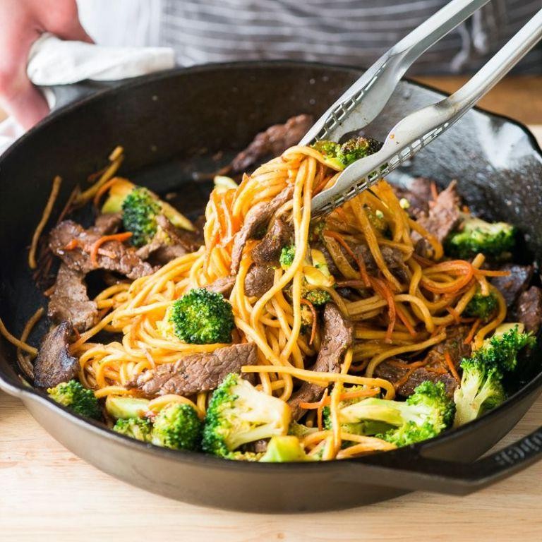 Beef and Broccoli Chow Mein