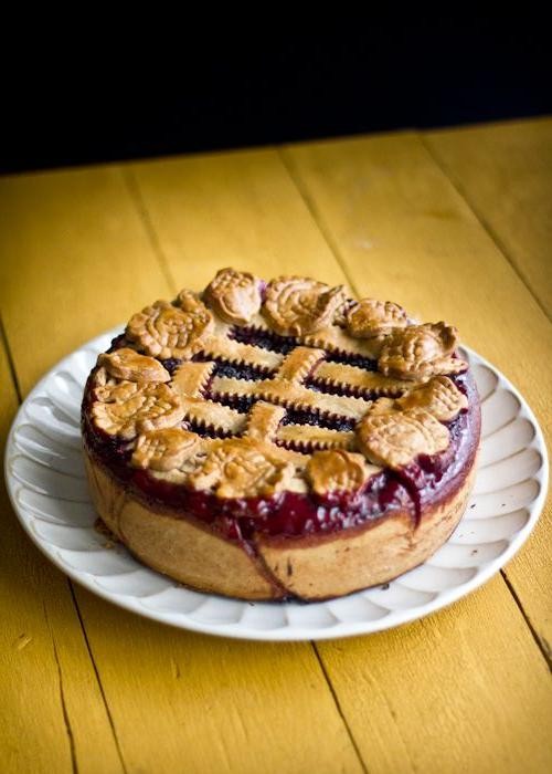 Blackberry Cream Cheese Pie