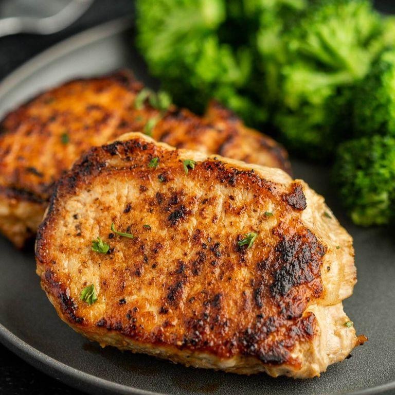 20 Juicy Blackstone Pork Chop Recipes for Grilling Enthusiasts