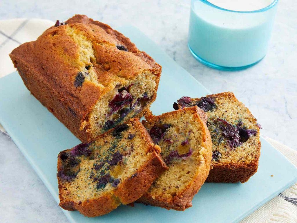 Blueberry Banana Bread with Frozen Blueberries
