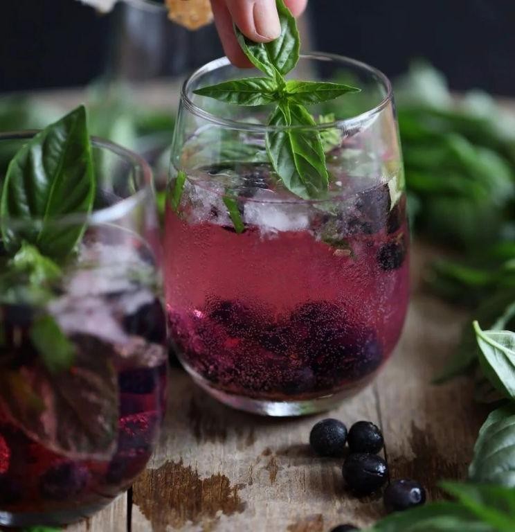 Blueberry Basil Water Kefir