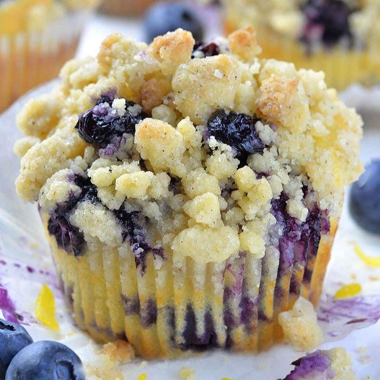 Blueberry Lemon Muffins with Streusel Topping
