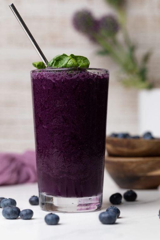 Blueberry Spinach Antioxidant Juice