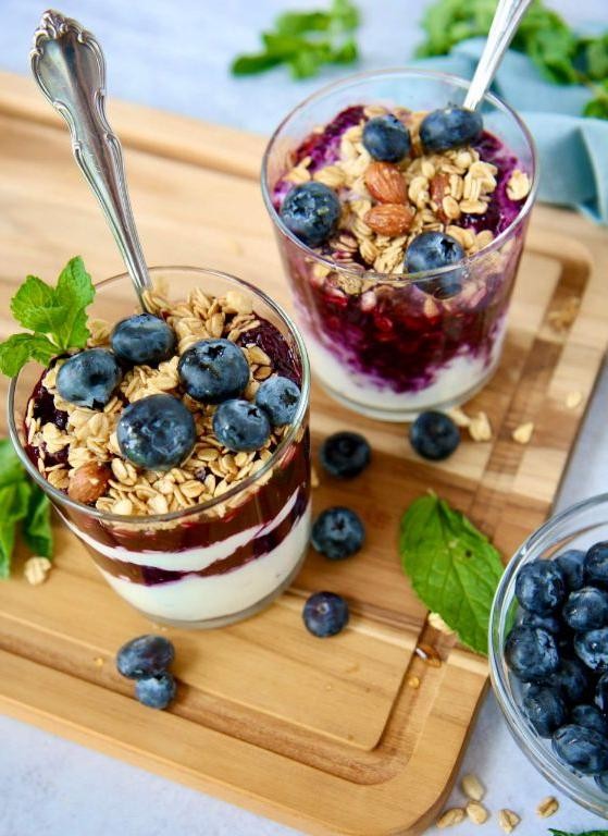 Blueberry Yogurt Parfait with Granola and Honey
