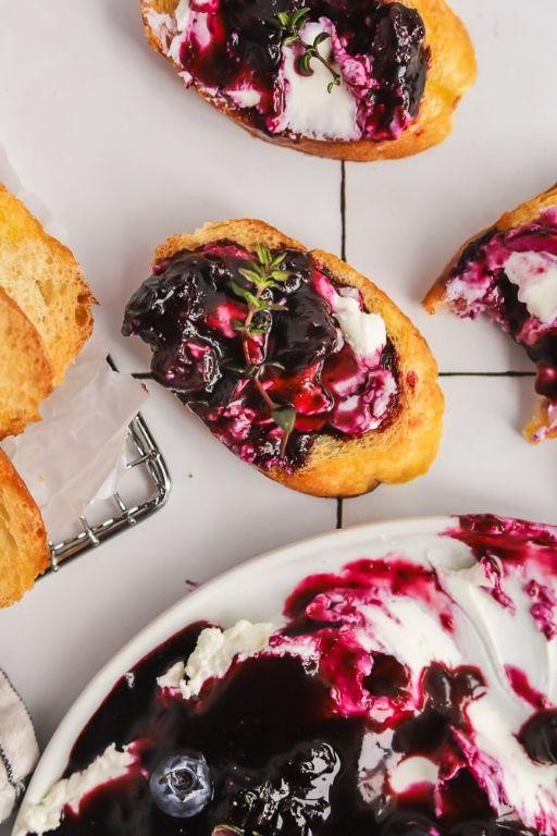 18 Delicious Fresh Blueberry Recipes for Summer