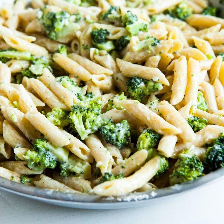 Broccoli Alfredo Pasta