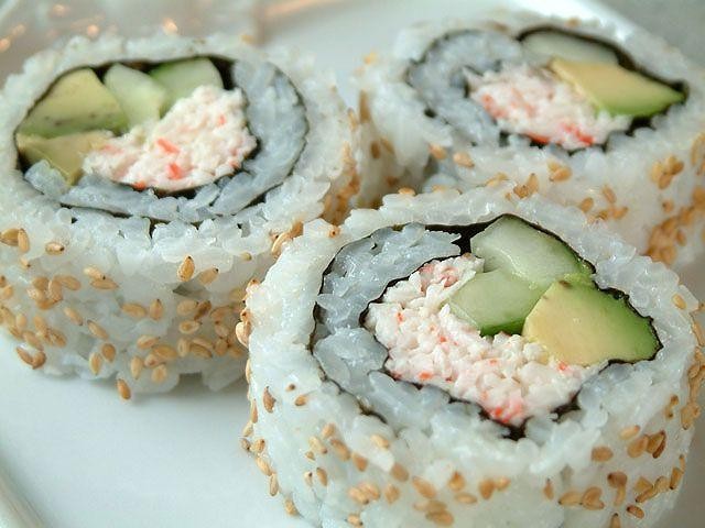 California Roll with Cooked Crab