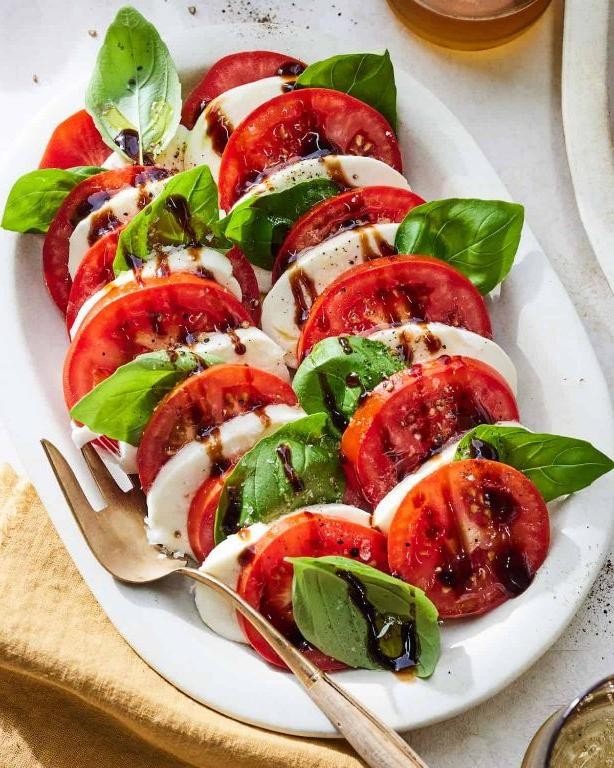 Caprese Salad with Fresh Basil