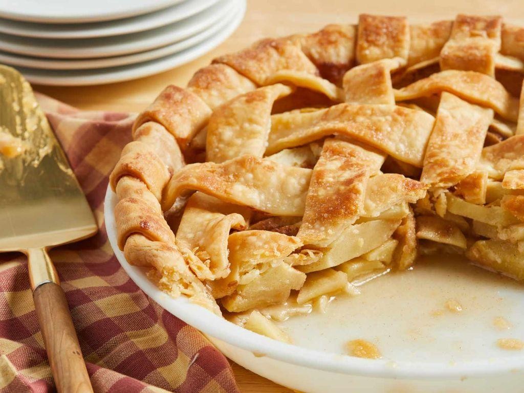 Caramel Apple Pie