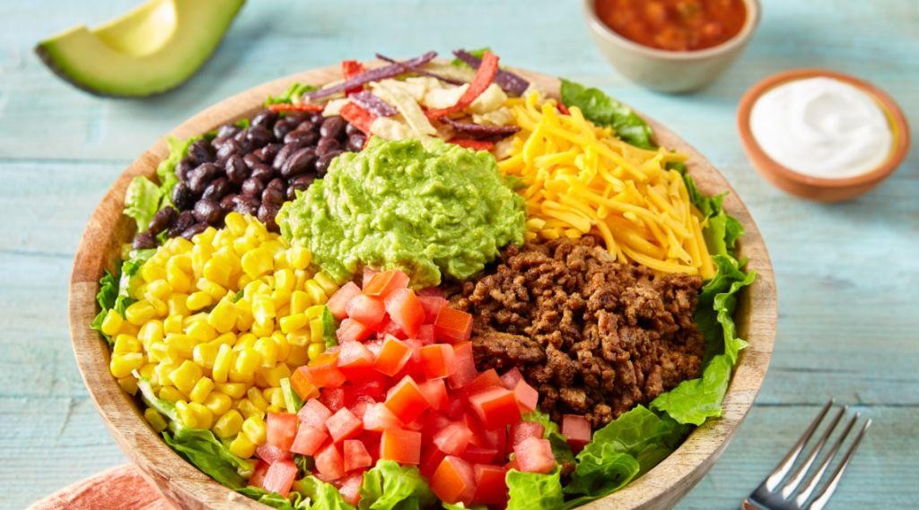 Carne Molida and Avocado Taco Salad