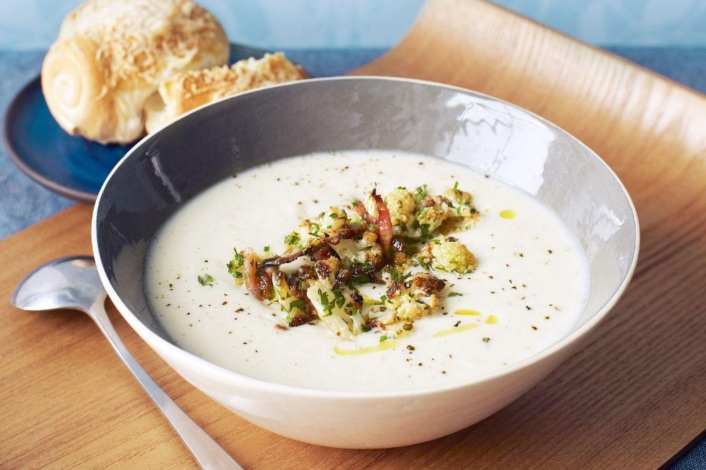 Cauliflower Soup with Crispy Bacon
