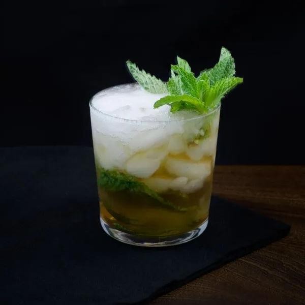 Champagne Julep with Bourbon