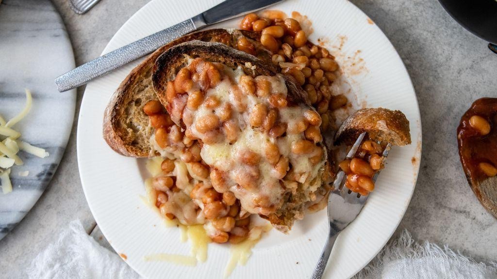 Cheesy Beans on Toast with Worcestershire Sauce