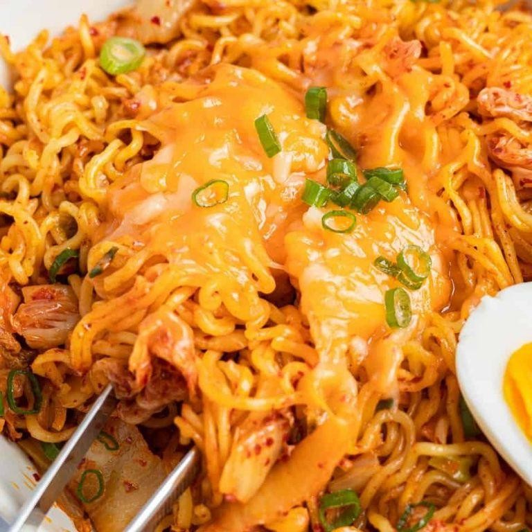 Cheesy Ramen with Kimchi