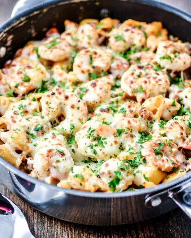 Cheesy shrimp and sausage baked ziti