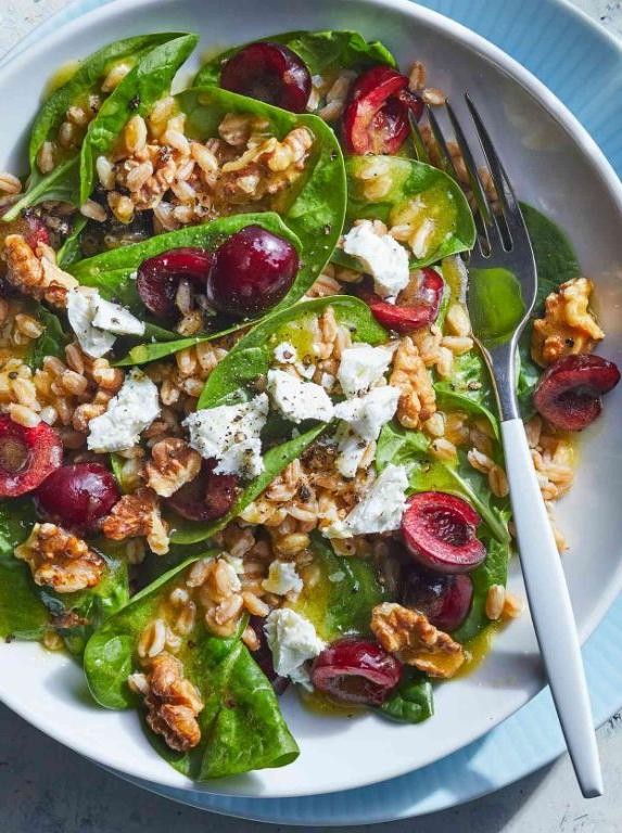 Cherry Spinach Salad with Goat Cheese