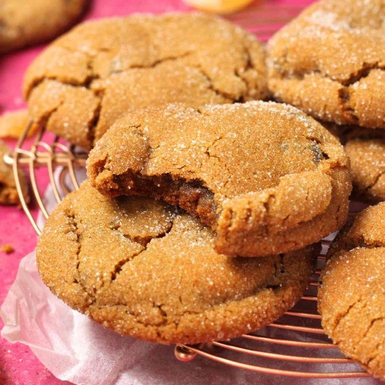 Chewy Ginger Molasses Cookies