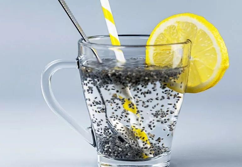 Chia Seed Hydration Detox Juice