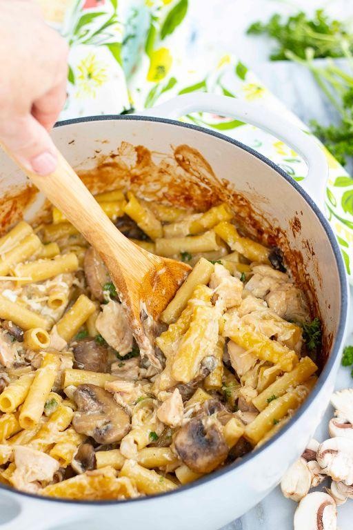 Chicken Marsala Casserole with Breadcrumbs
