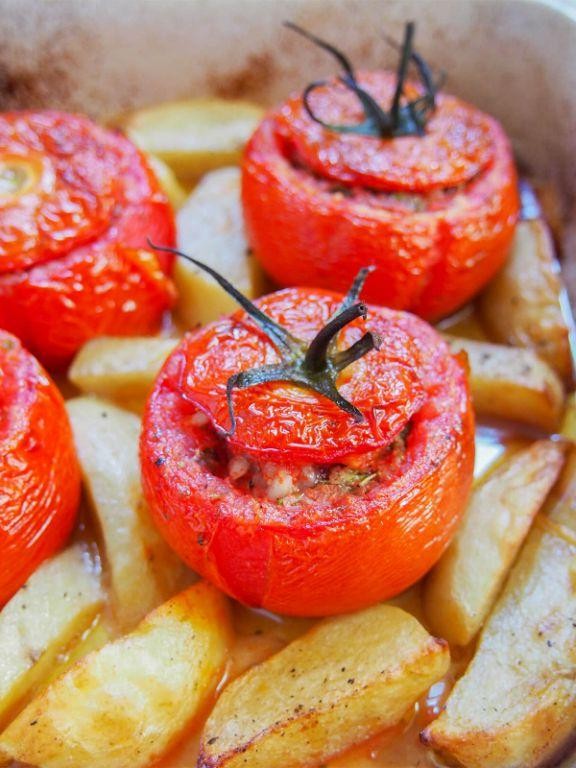 Chicken and Rice Stuffed Tomatoes