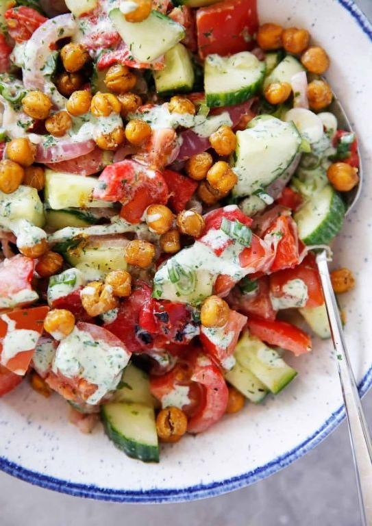 Chickpea and Cucumber Salad with Yogurt Dressing