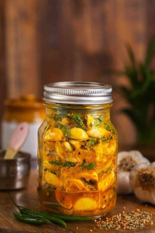 Chili Garlic Achaar with Vinegar