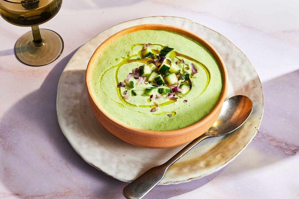 Chilled Cucumber and Yogurt Soup