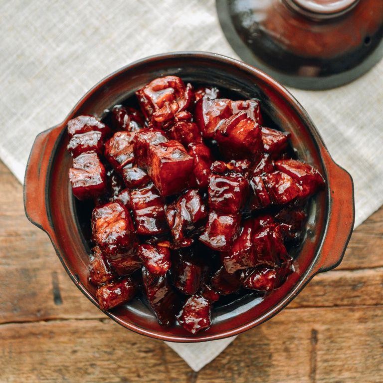 Chinese Red-Braised Skinless Pork Belly (Hong Shao Rou)