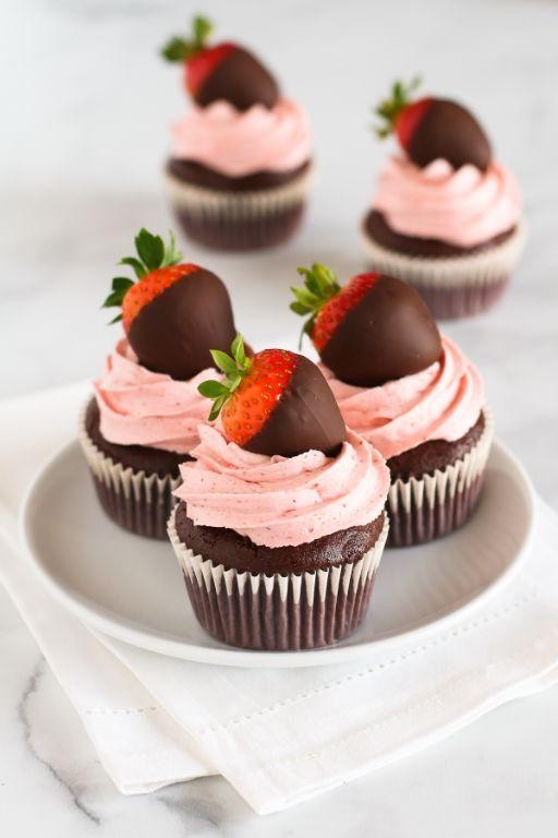 Chocolate Covered Strawberry Cupcakes