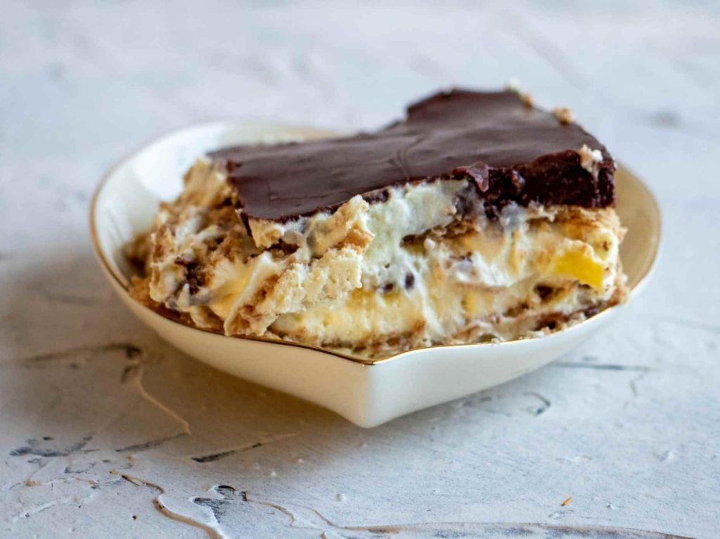 Chocolate Eclair Dessert with Cool Whip