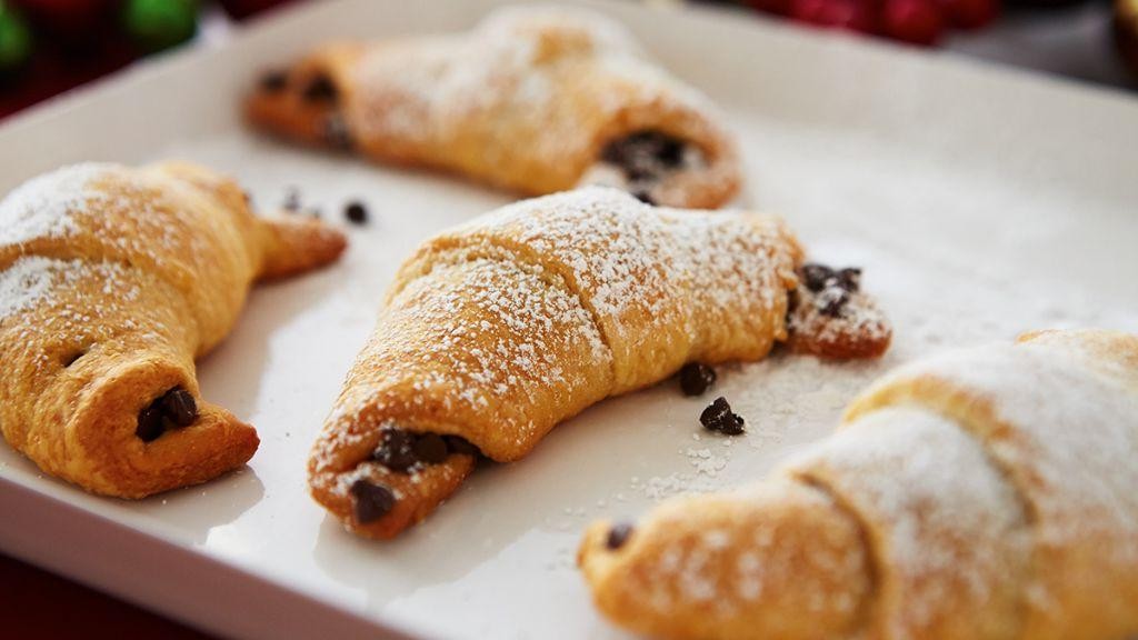Chocolate Hazelnut Crescent Roll Rolls