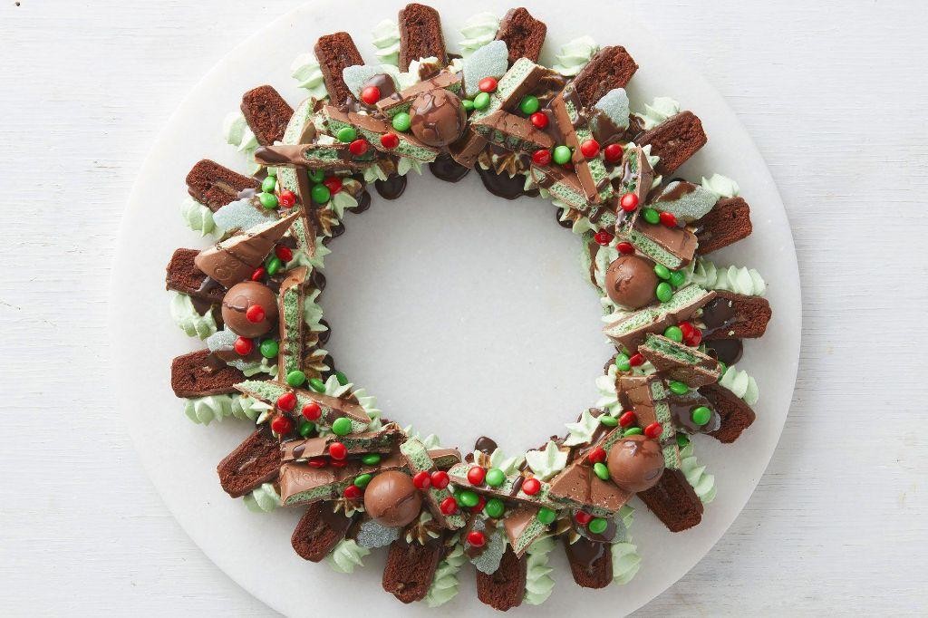 Chocolate Peppermint Wreath Cookies