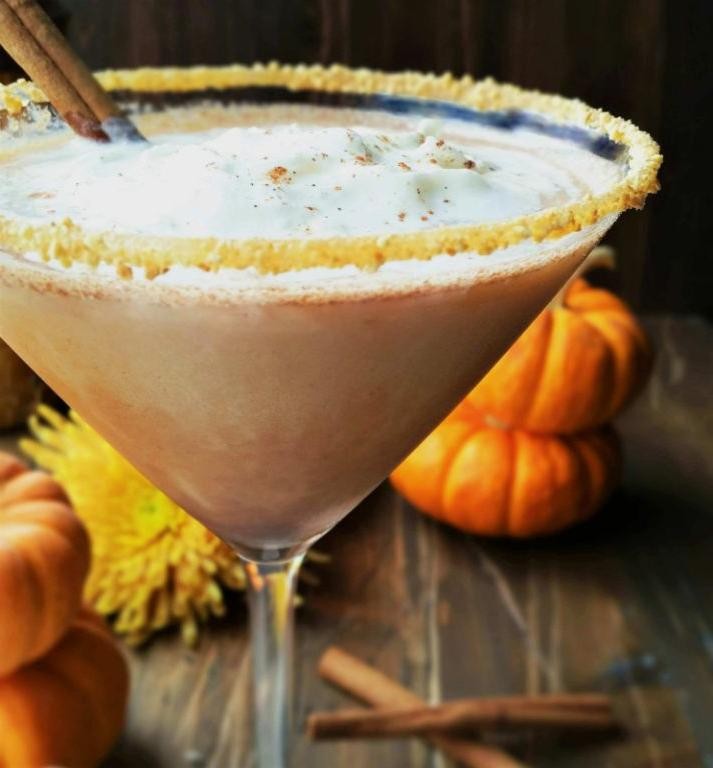 Chocolate Swirl Pumpkin Pie Martini