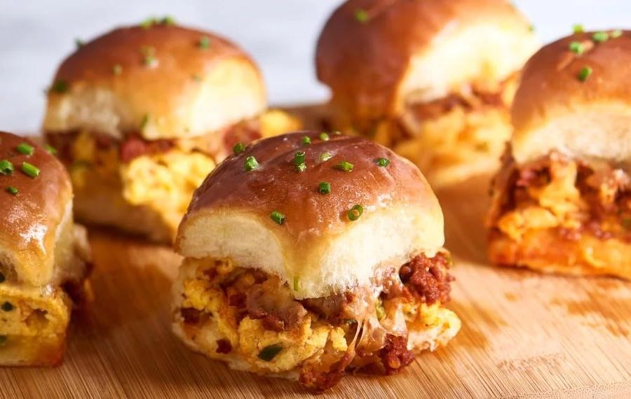 Chorizo and Egg Breakfast Sliders