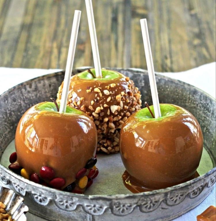 Classic Caramel Apples