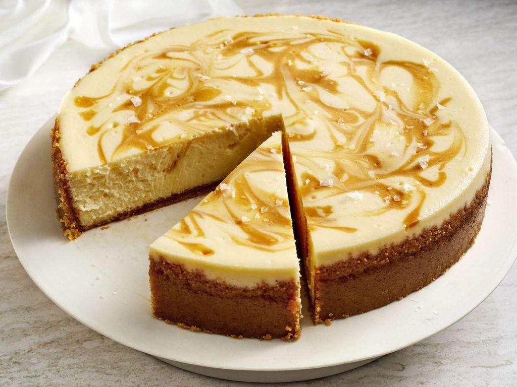 Classic Dulce de Leche Cheesecake