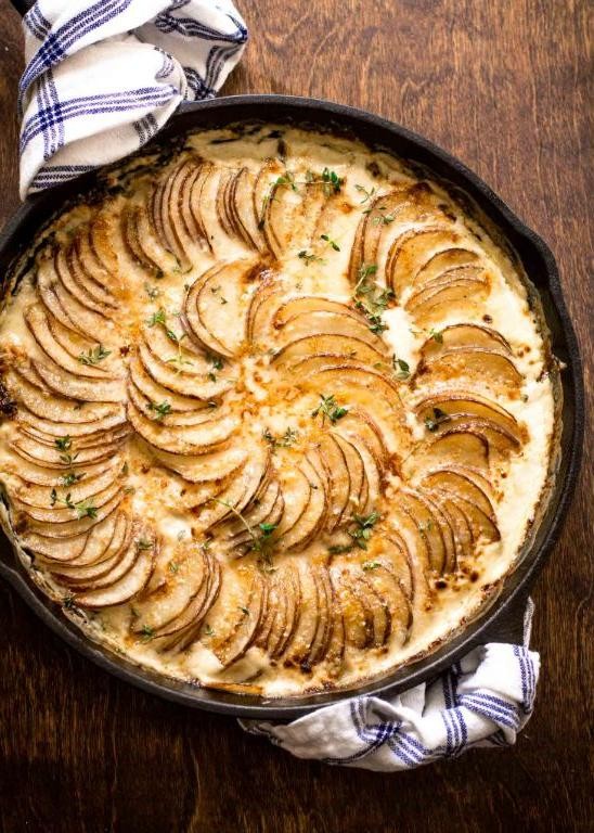 Classic Potato Dauphinois with Gruyère Cheese