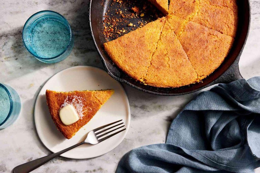 Classic Southern Skillet Cornbread