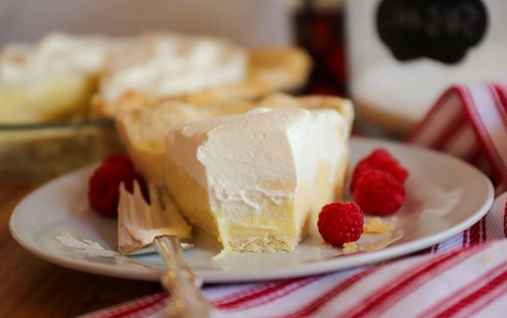 Classic Vanilla Cream Pie