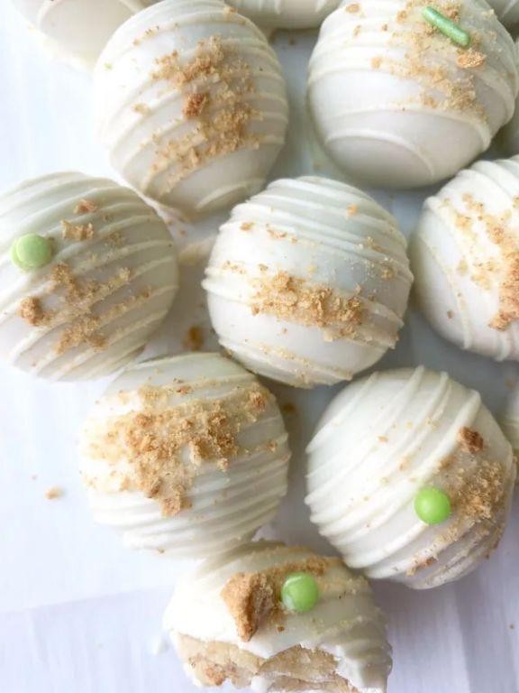Coconut Lime Cake Pops