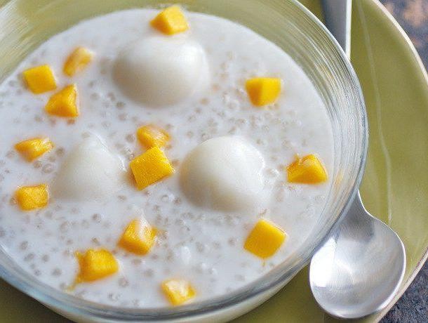 Coconut Milk Tapioca Pearl Dessert